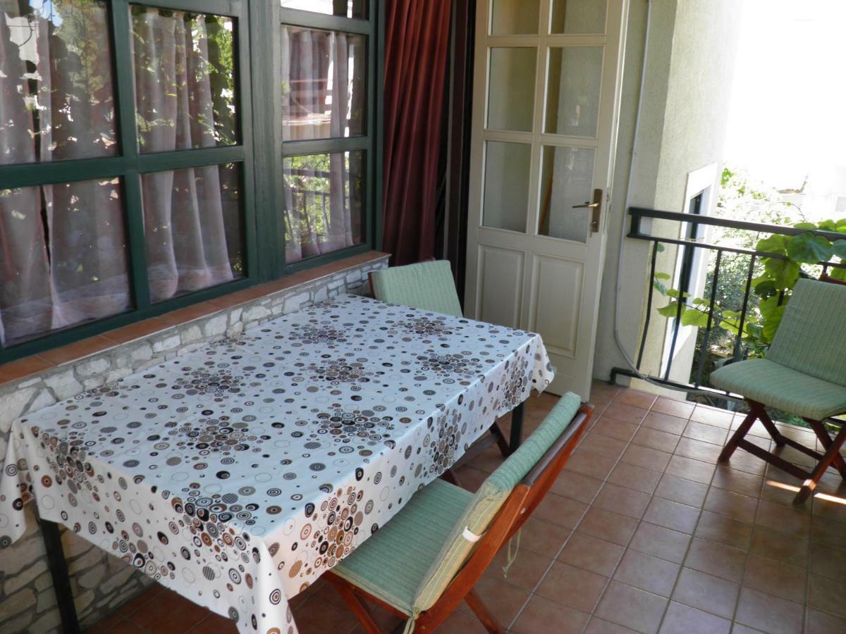 Apartman Mia Biograd بيوغْغاد نا موغو المظهر الخارجي الصورة