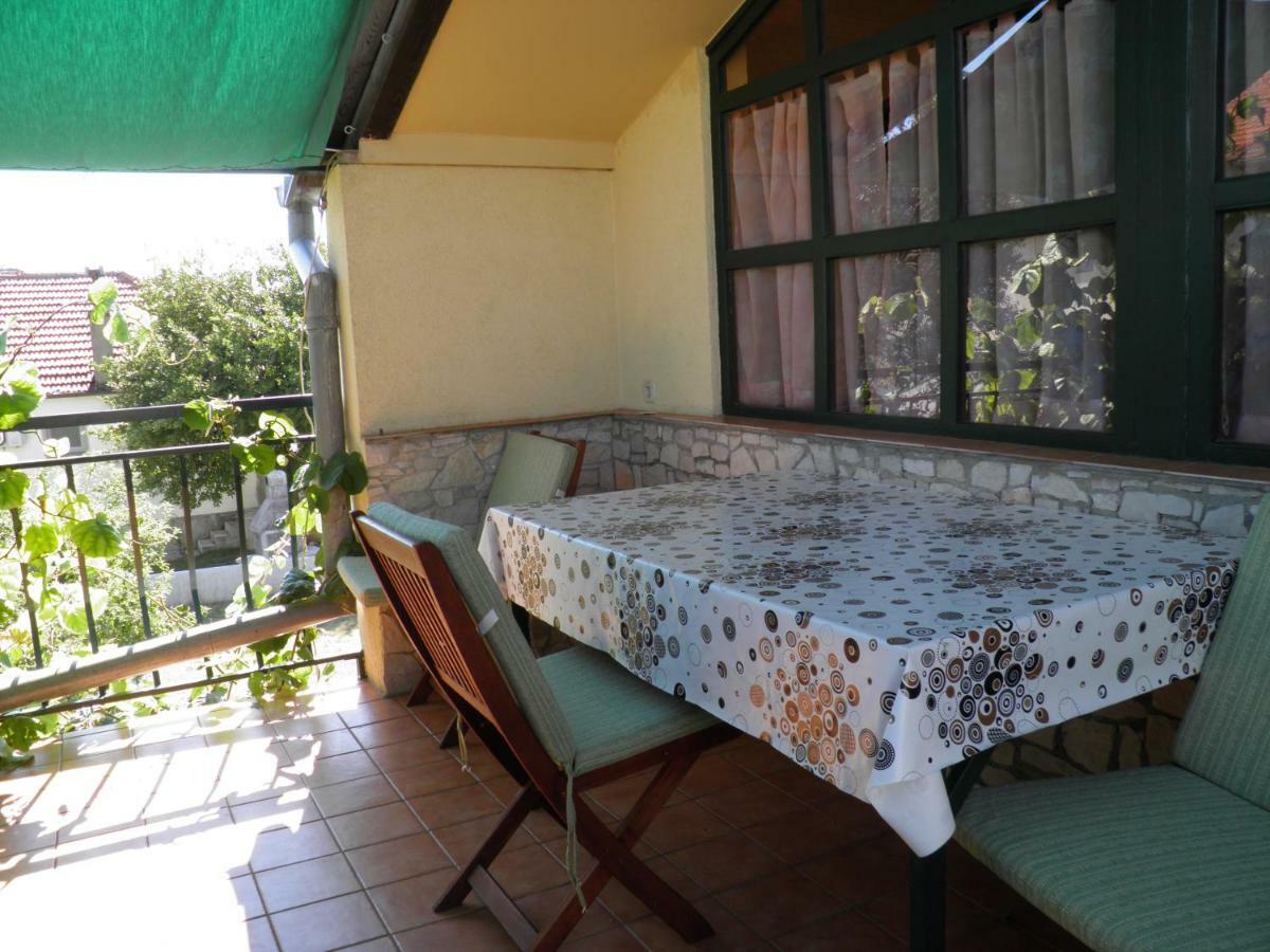 Apartman Mia Biograd بيوغْغاد نا موغو المظهر الخارجي الصورة